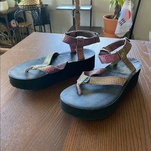Teva Flatform Iridescent Plum Sandals
